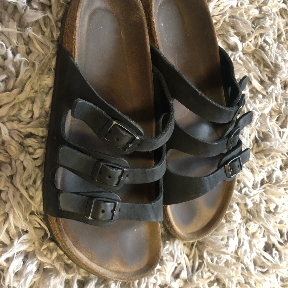Birkenstock triple strap black size 9
